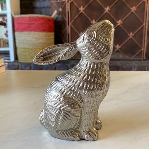 Silver-Metal Decorative Rabbit Sculpture/Figure